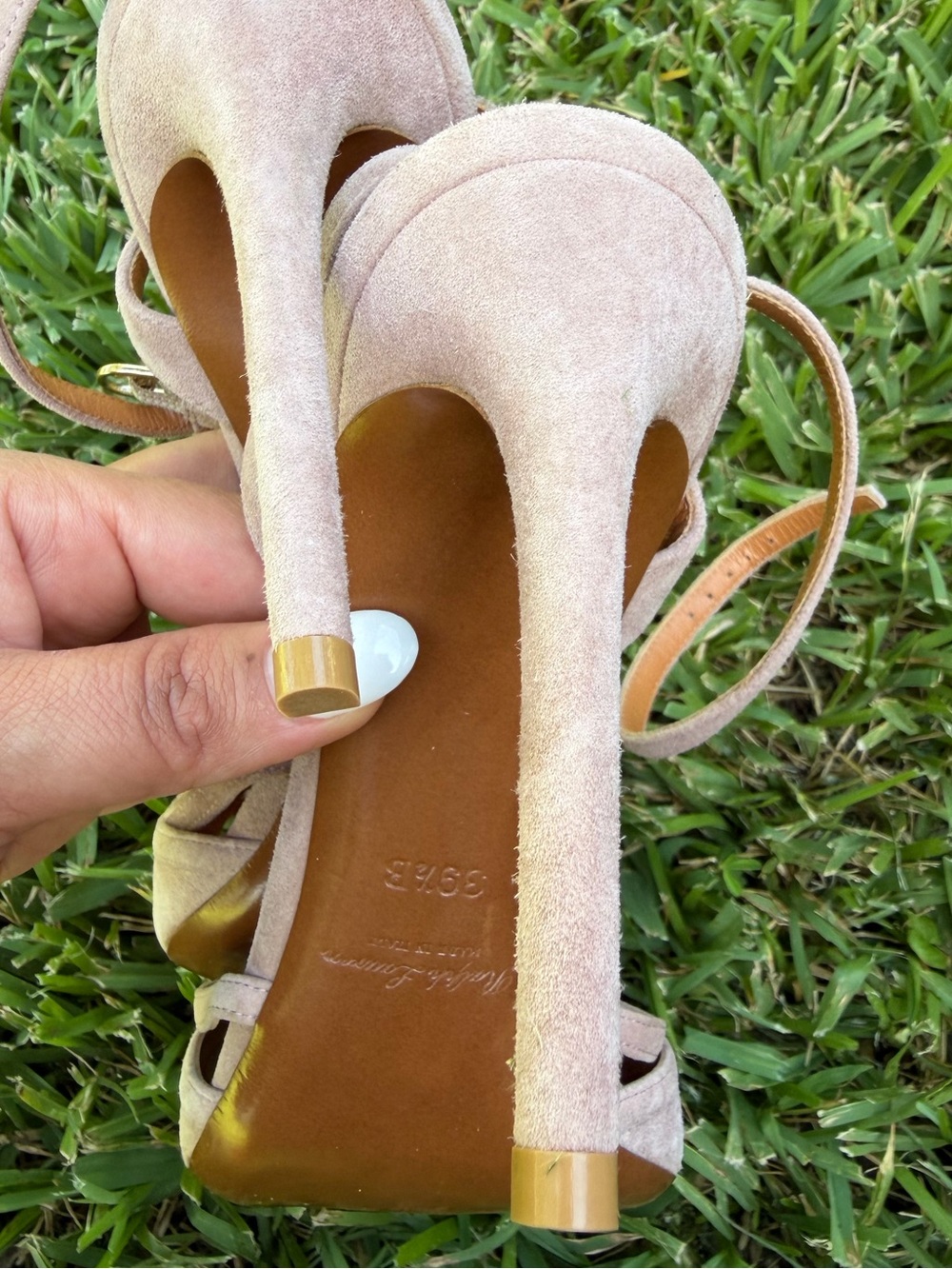 Ralph Lauren Purple Label Suede T-Strap Platform Heels Beige Italy 39.5B - Picture 9 of 9